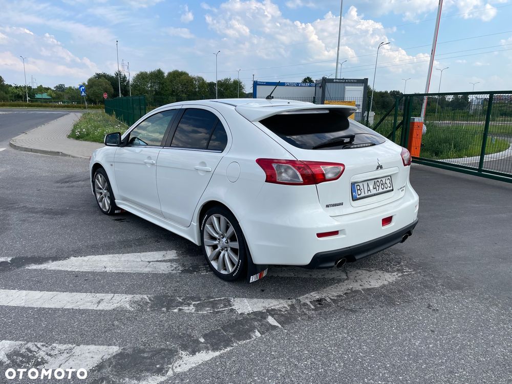 Mitsubishi Lancer 2.0 Ralliart MR - 2