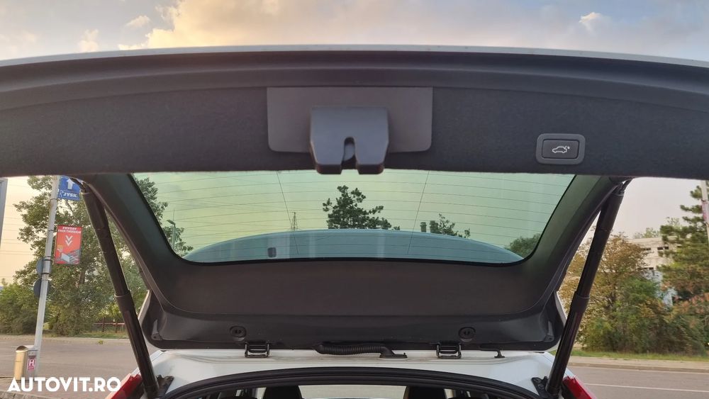 Volvo XC 60 D4 AWD Momentum - 6