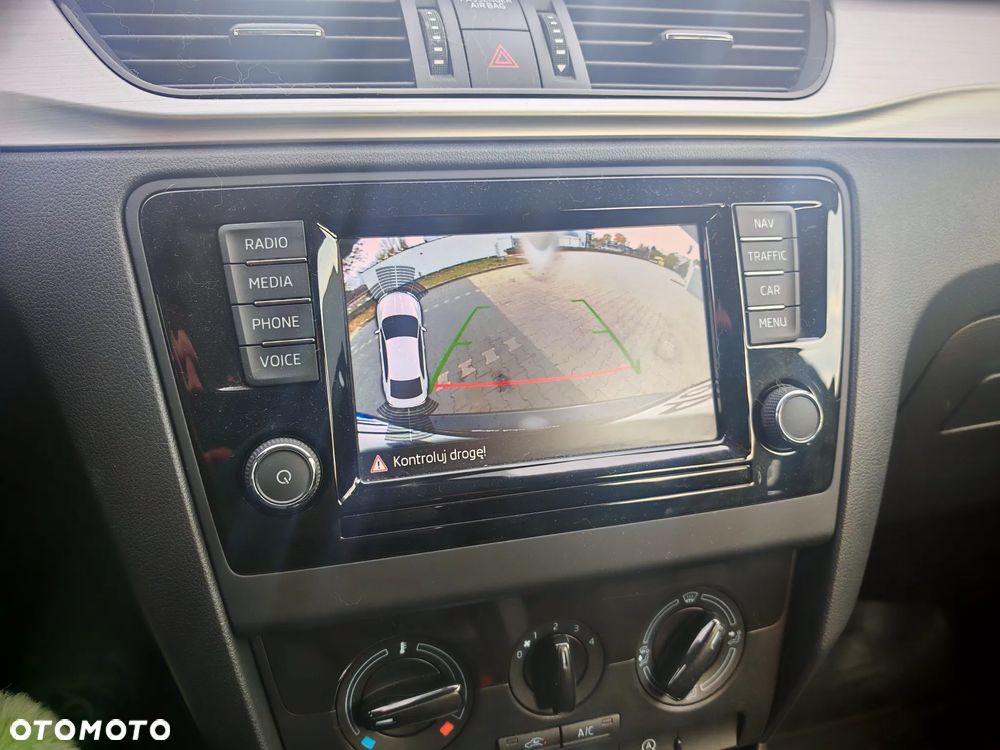 Skoda RAPID 1.0 TSI Ambition - 16