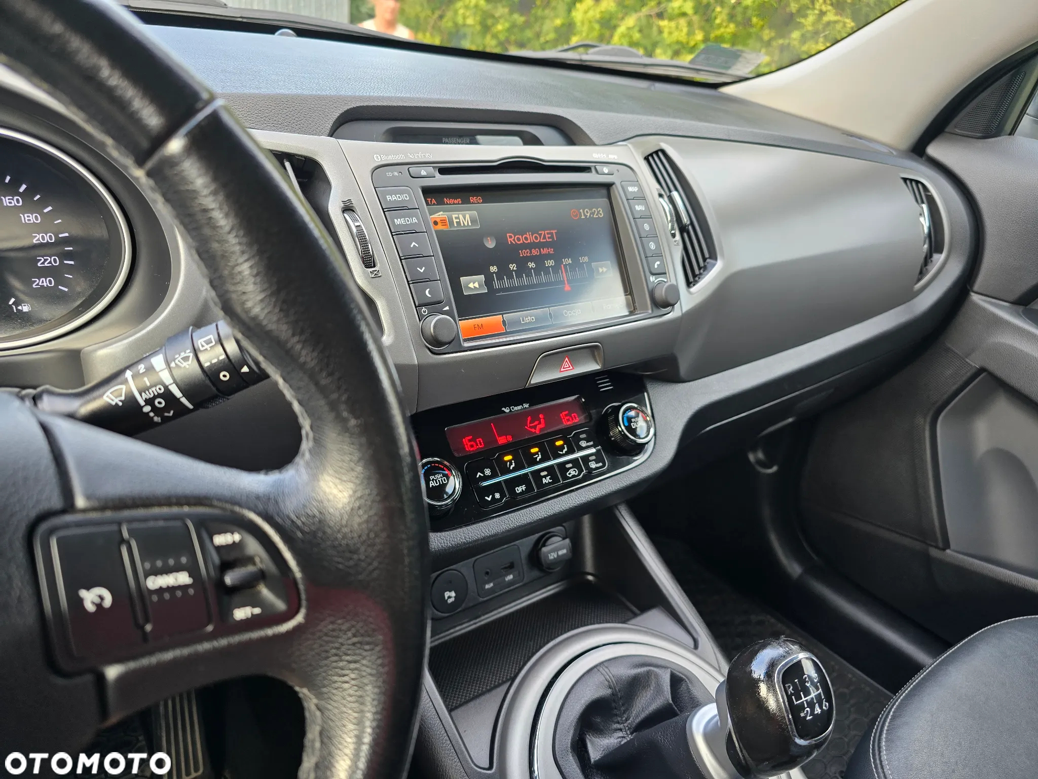 Kia Sportage 1.7 CRDI Business Line L 2WD - 28