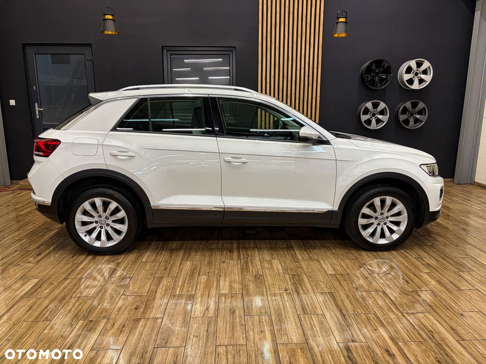 Volkswagen T-Roc - 6