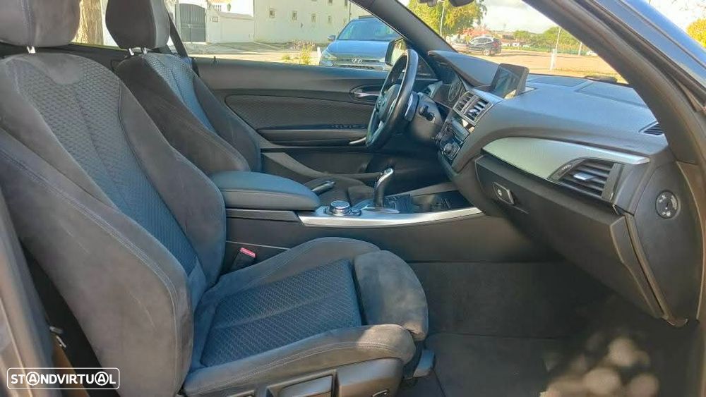 BMW 220 d Cabrio Pack M Auto - 11