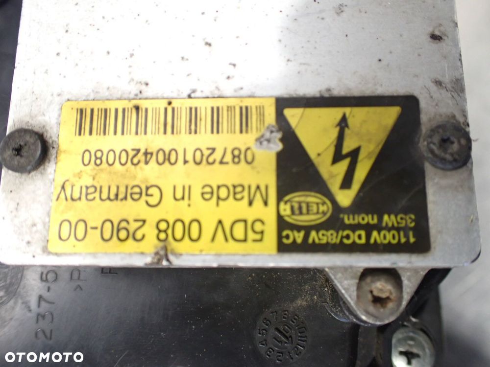 LAMPA PRAWA PRZEDNIA XENON MG ZT - 6