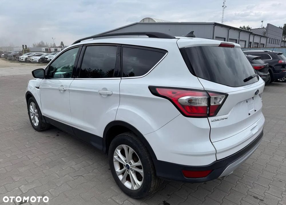 Ford Escape - 4