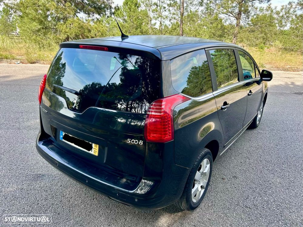 Peugeot 5008 1.6 HDi Executive CMP6 - 3