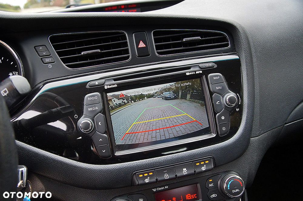 Kia Ceed 1.4 CVVT ISG Dream Team Edition - 15