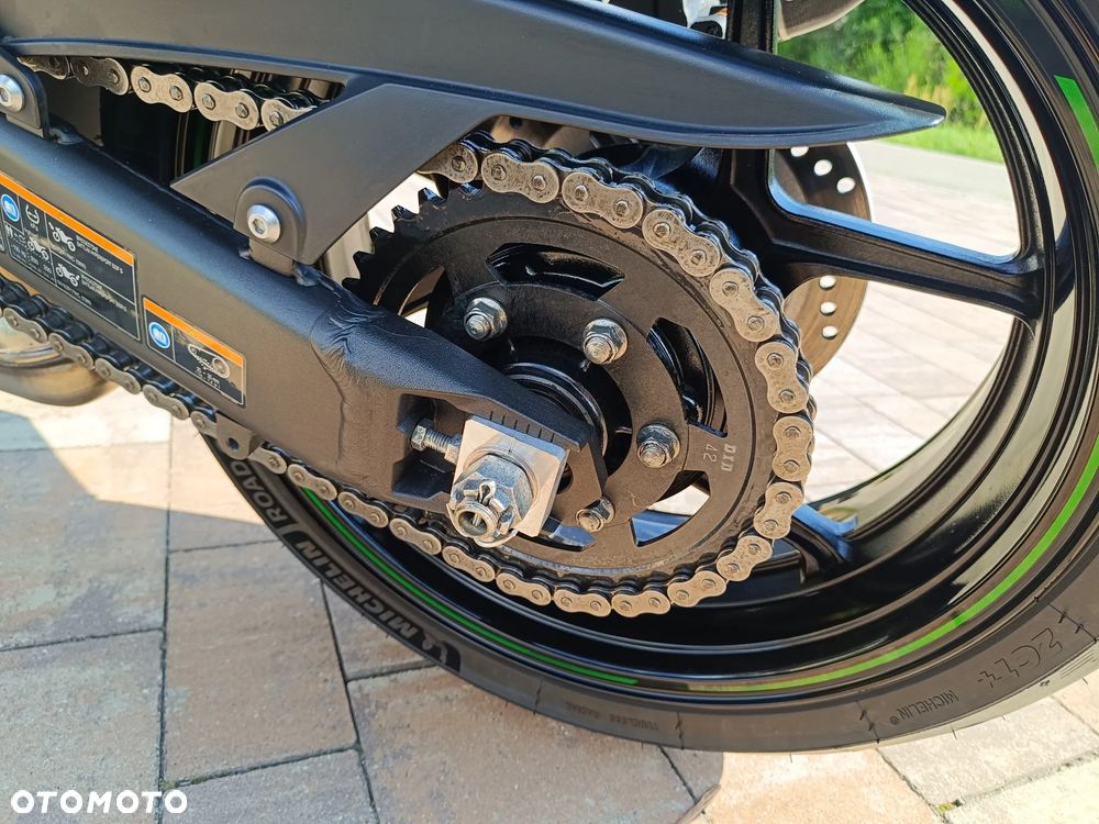 Kawasaki Ninja 1000 SX - 21