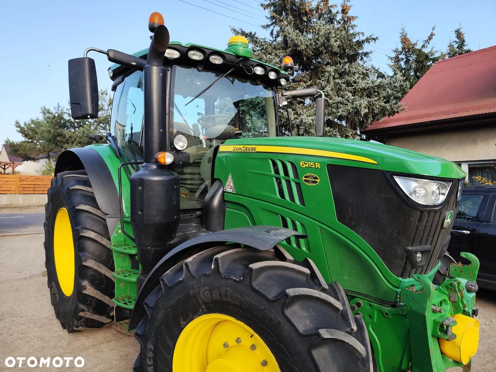 John Deere 6215R - 13