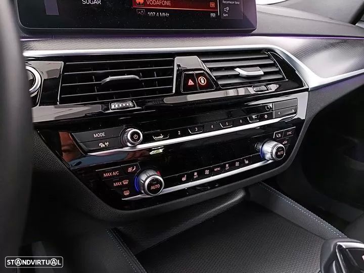 BMW 620 Gran Turismo d Pack M - 21