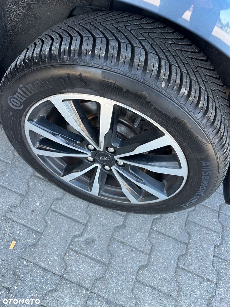 Ford Kuga 1.5 EcoBoost 2x4 ST-Line - 19