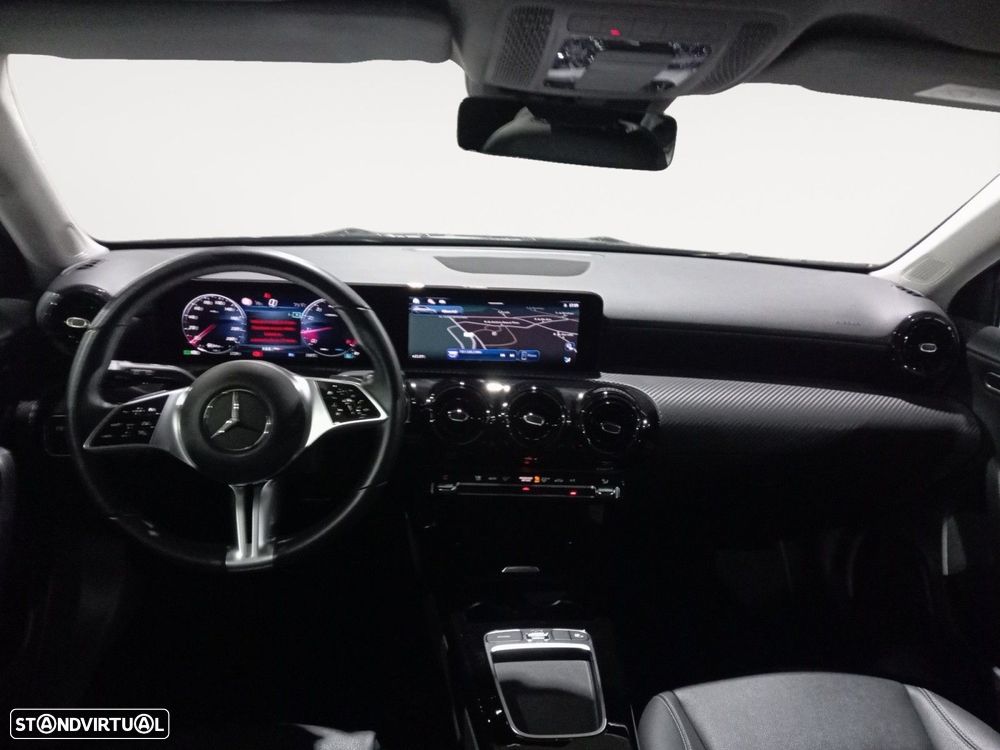 Mercedes-Benz A 200 - 10