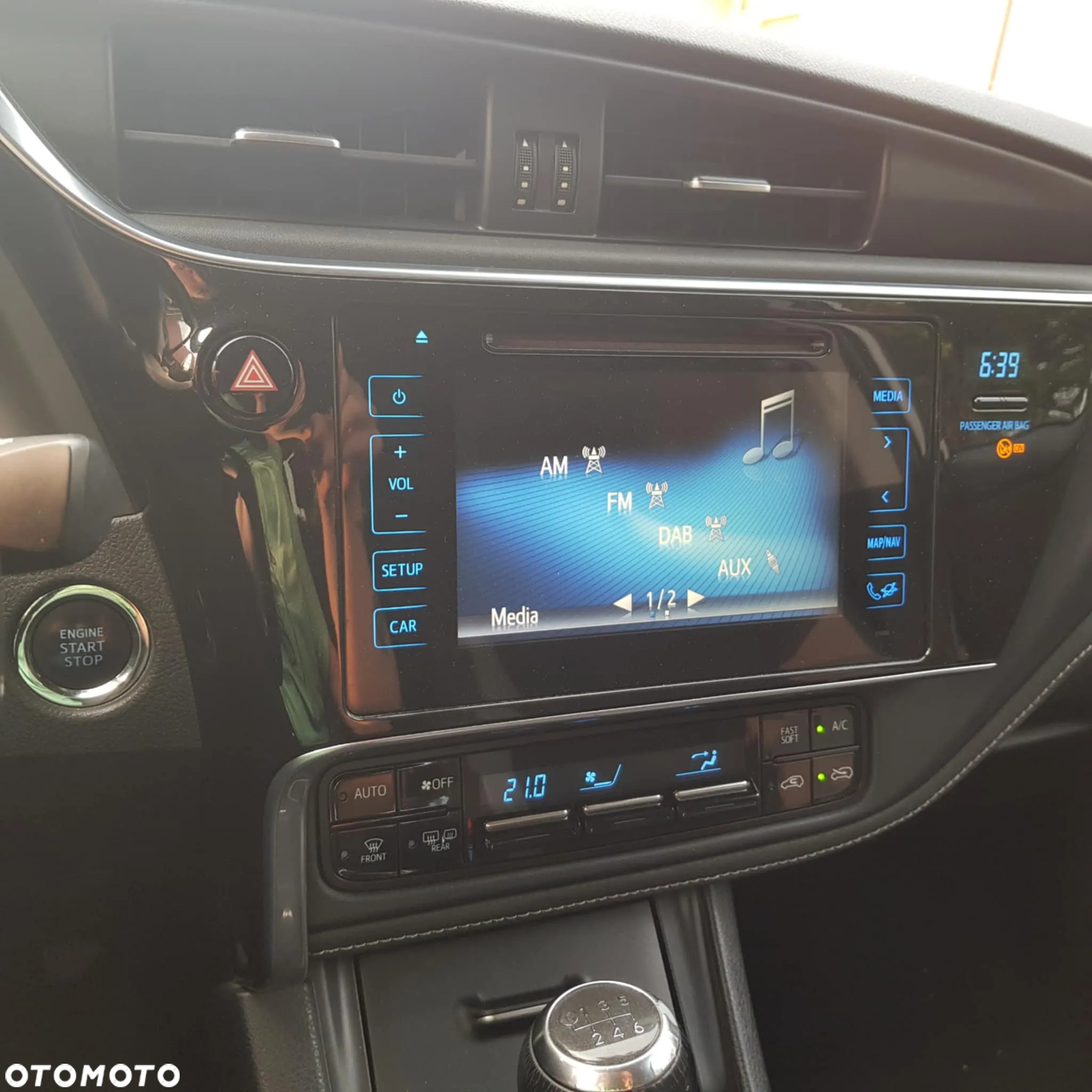Toyota Auris - 5