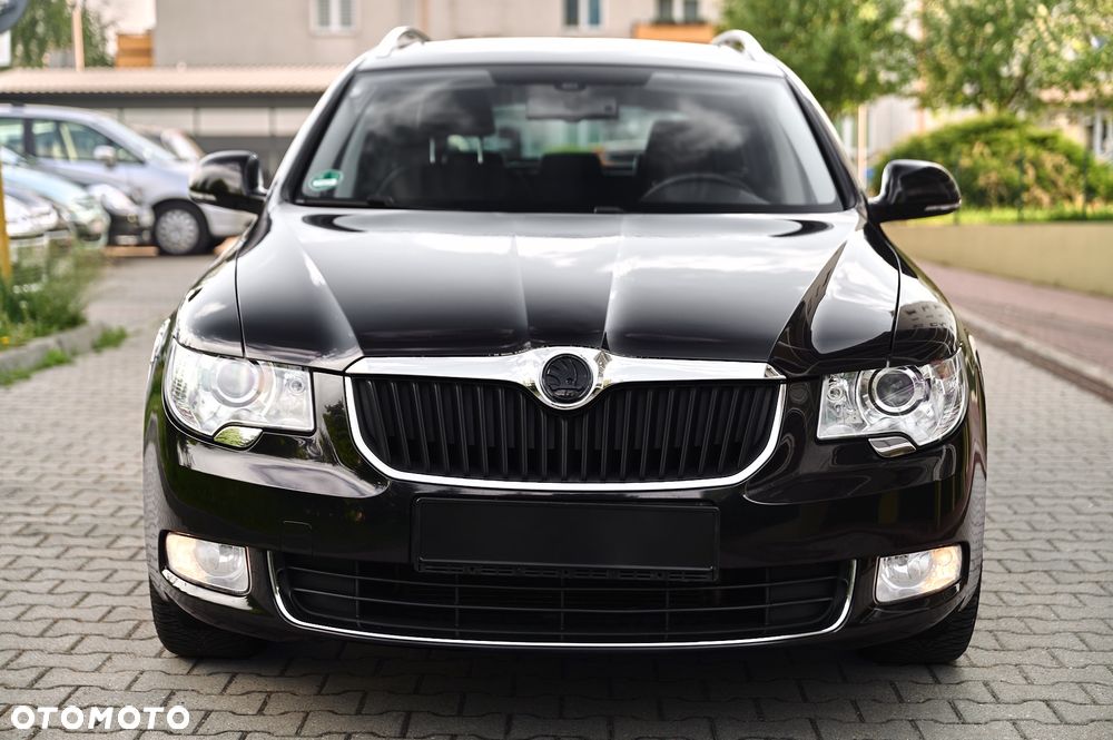 Skoda Superb 2.0 TDI DSG Exclusive - 5