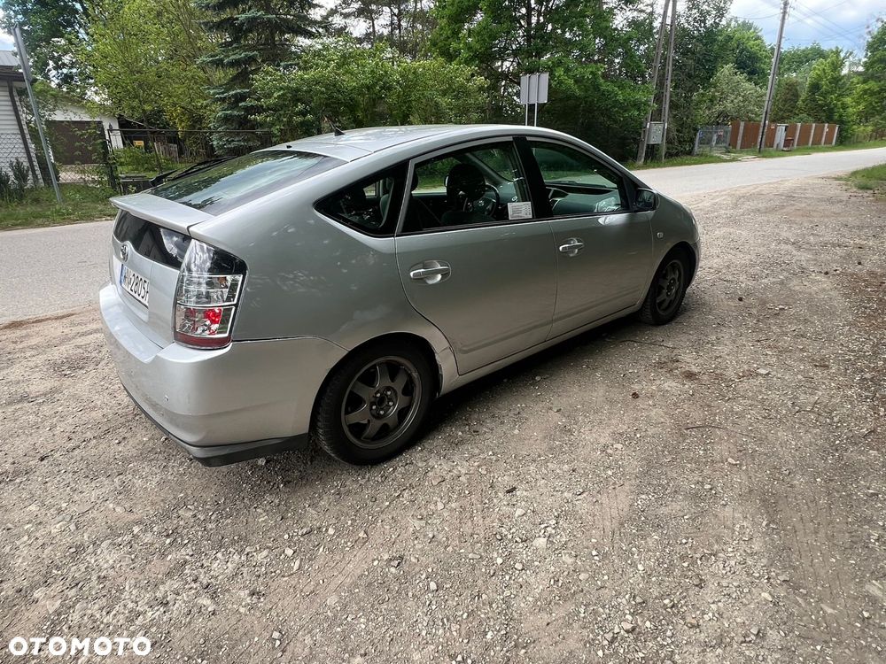 Toyota Prius - 2