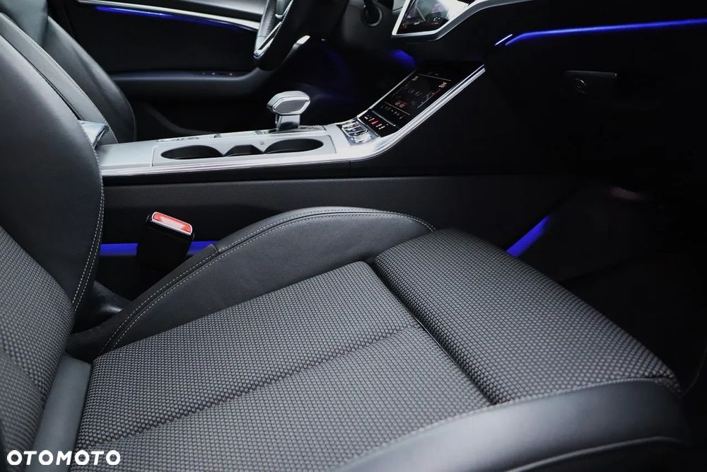 Audi A6 Avant 40 TDI S tronic S line - 27