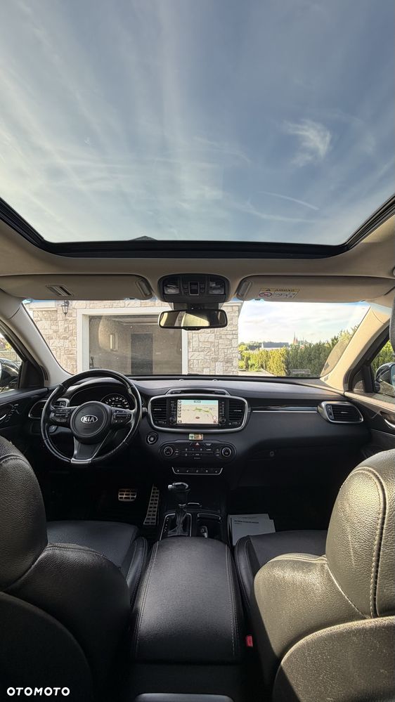 Kia Sorento - 4