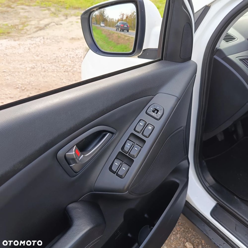 Hyundai ix35 1.6 2WD Comfort - 21