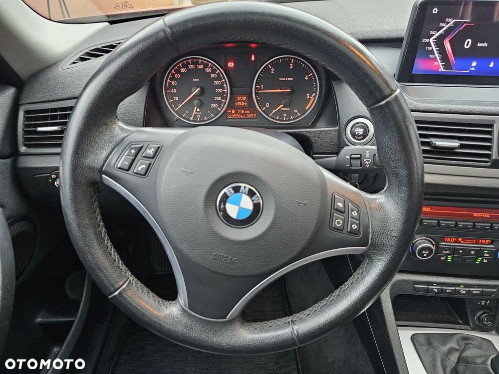 BMW X1 xDrive20d - 9