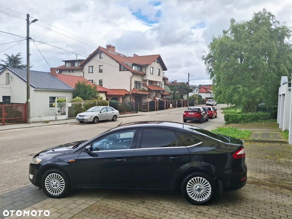 Ford Mondeo 2.0 Titanium - 16