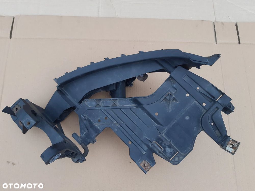 AUDI A4 B8 ŚLIZG MOCOWANIE LAMPY PRAWY PRZÓD 8K0805608R - 6