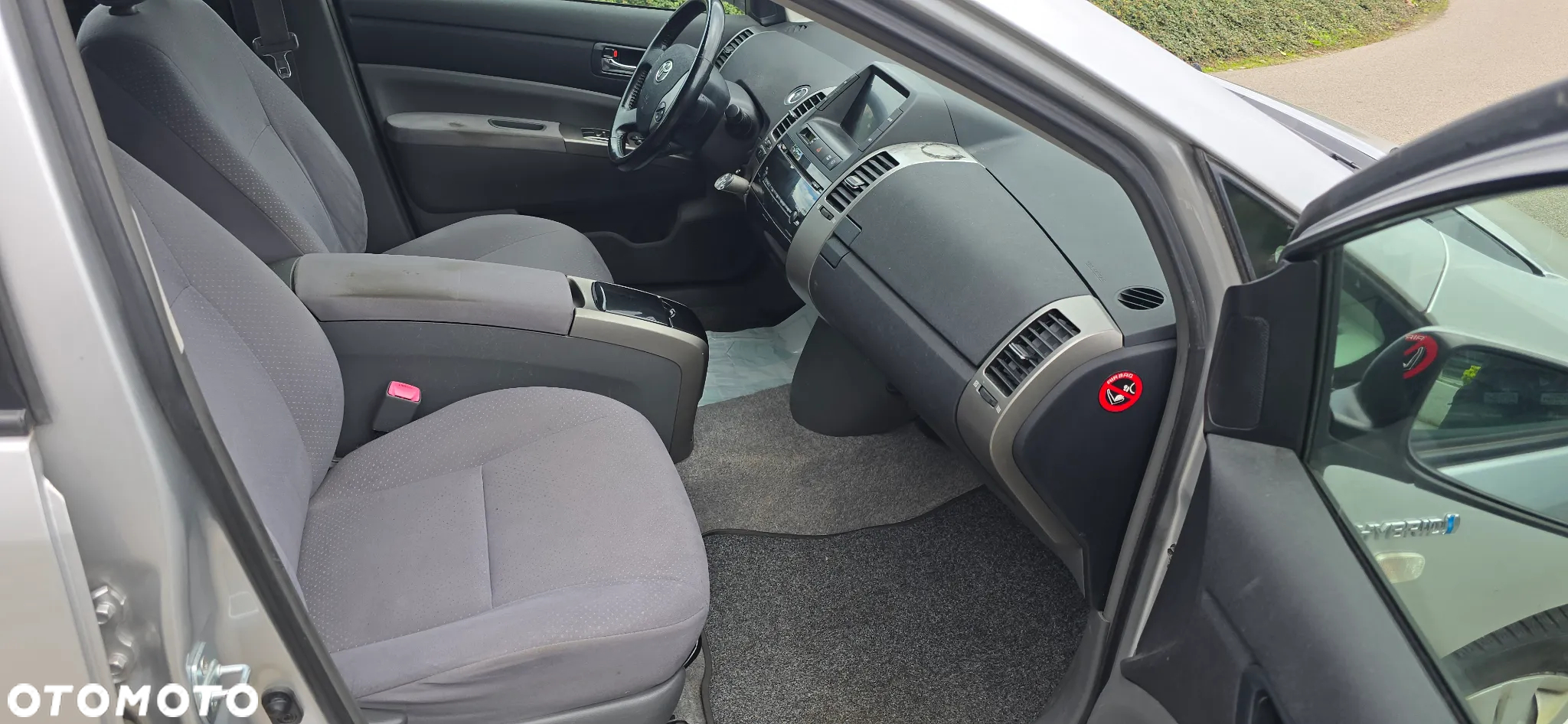 Toyota Prius (Hybrid) Comfort - 28