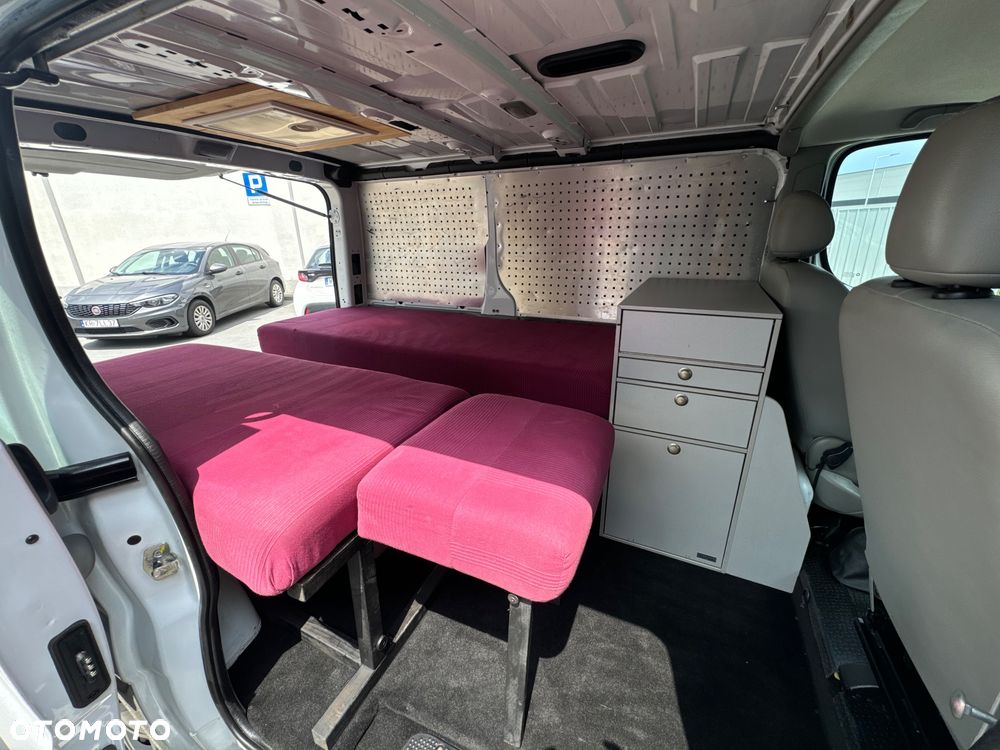 Renault Trafic - 10