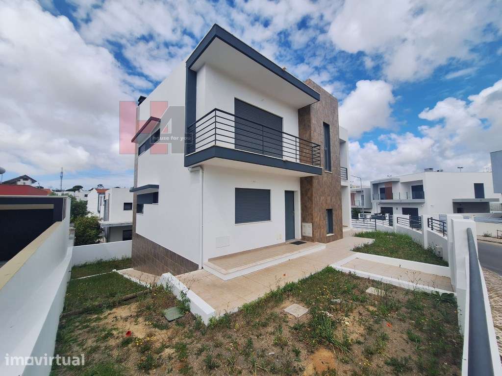 MORADIA ISOLADA T5 |ELEGÂNCIA, CONFORTO E EXCLUSIVIDADE NA QUINTA D... - Grande imagem: 2/37