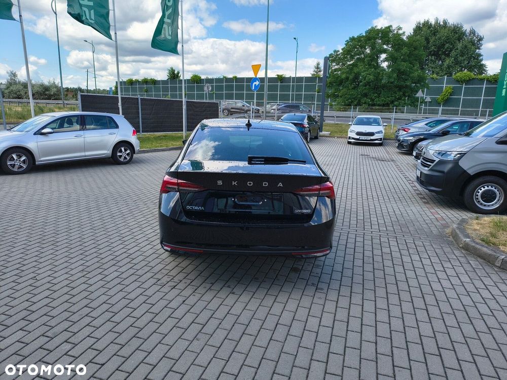 Skoda Octavia 1.5 TSI mHEV Drive Selection DSG - 7