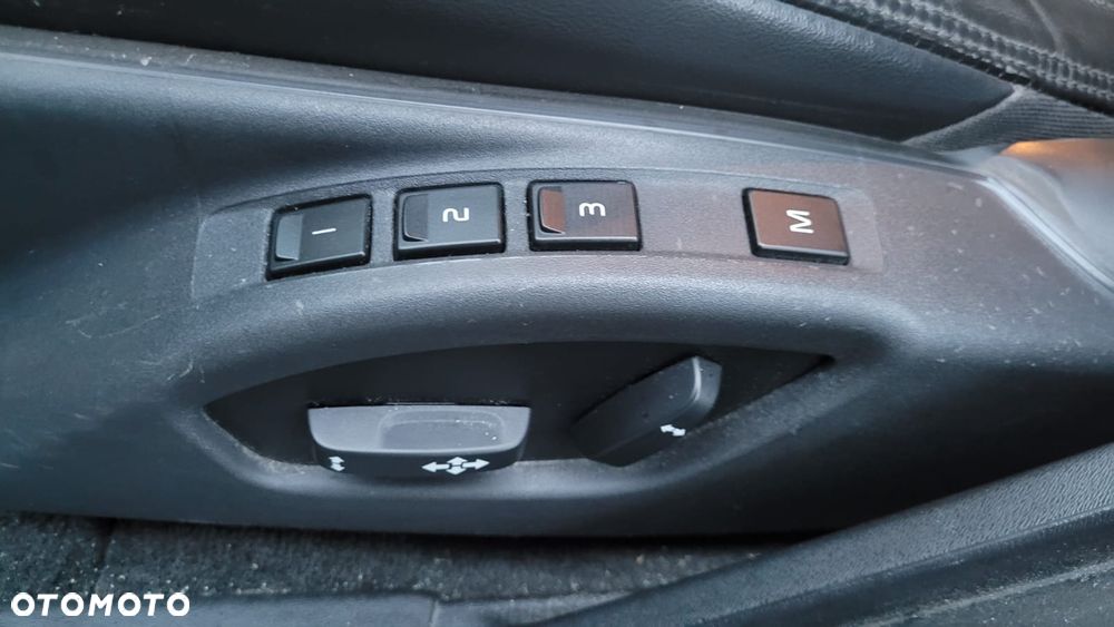 Volvo V60 D3 Geartronic Summum - 19