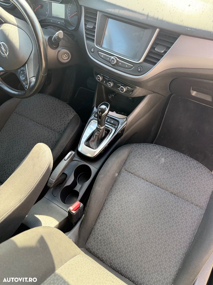 Opel Crossland - 8
