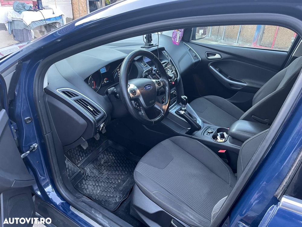 Ford Focus 1.6 TDCI DPF Titanium - 4