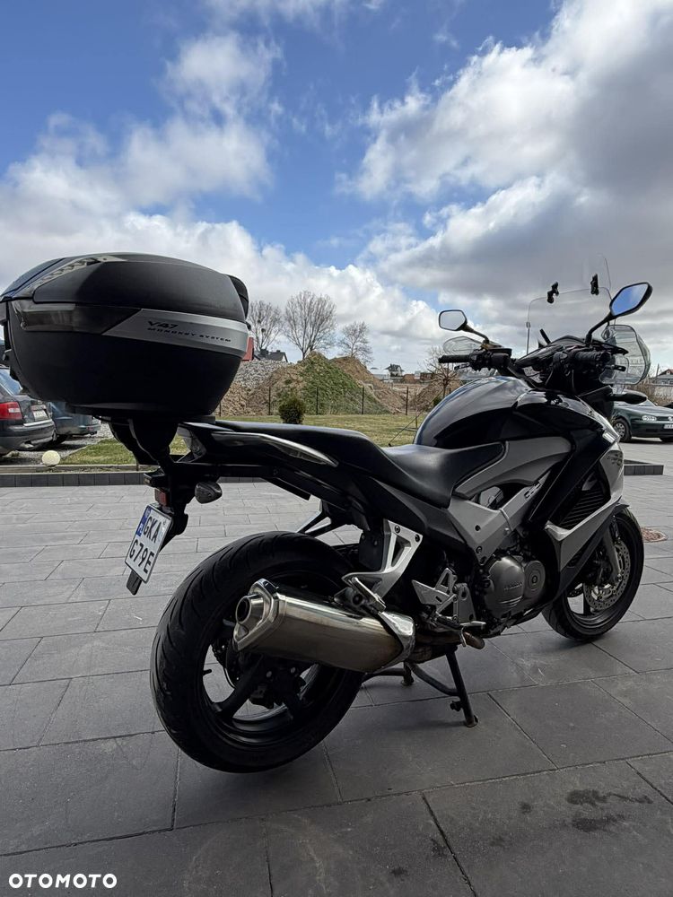 Honda VFR - 7