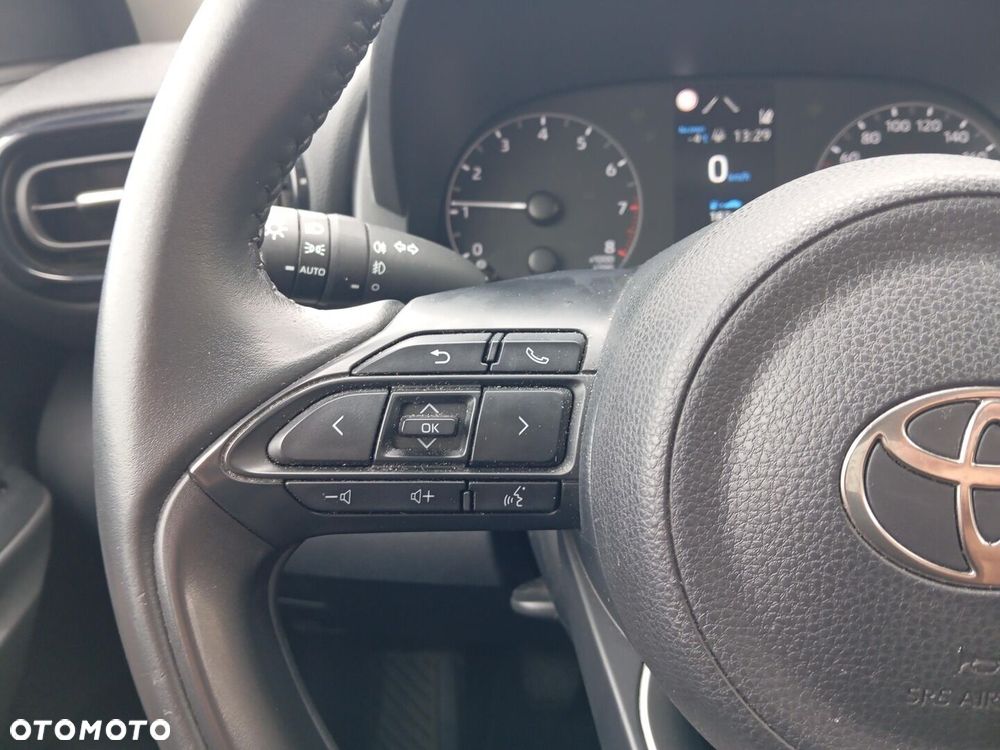 Toyota Yaris 1.5 Comfort - 21