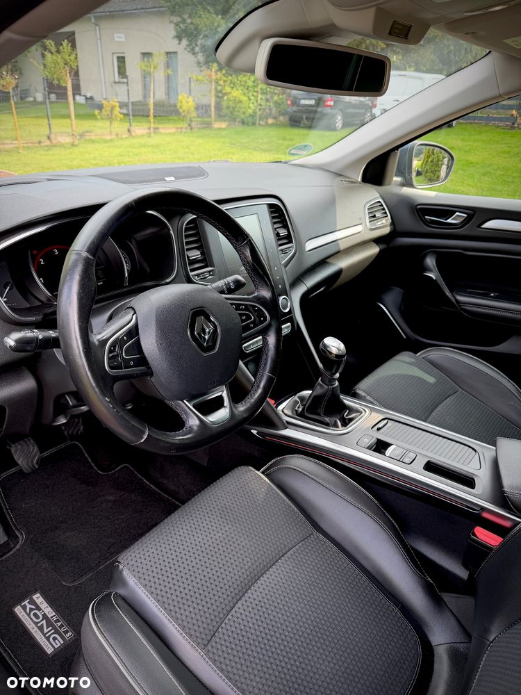 Renault Megane 1.6 dCi Bose - 16