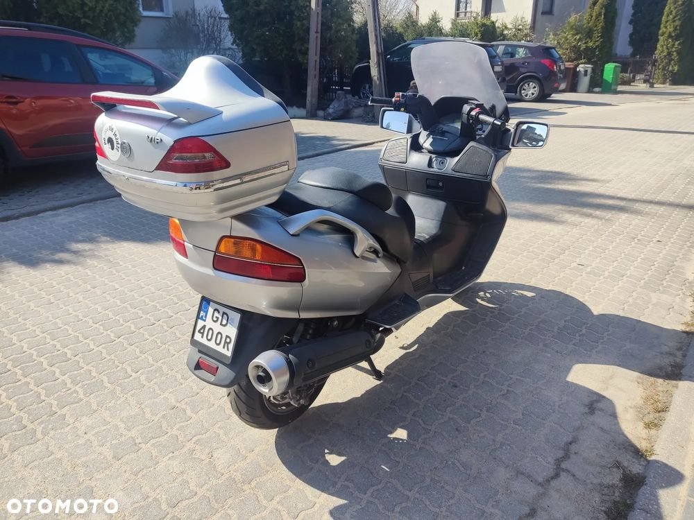 Suzuki Burgman - 5