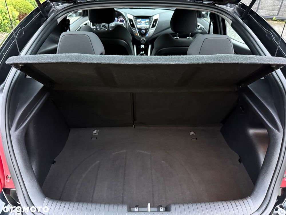 Hyundai Veloster 1.6 Premium - 31