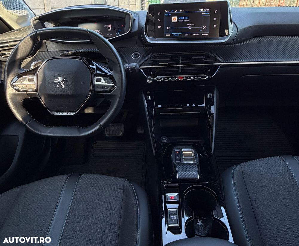 Peugeot 208 1.2 L PureTech STT EAT8 Allure Pack - 9