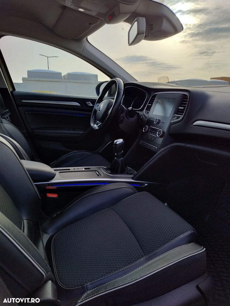 Renault Megane TCe 140 GPF BOSE EDITION - 20