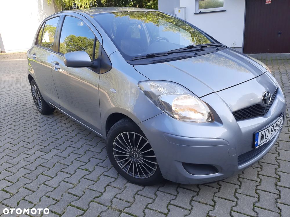 Toyota Yaris 1.33 2010 - 16