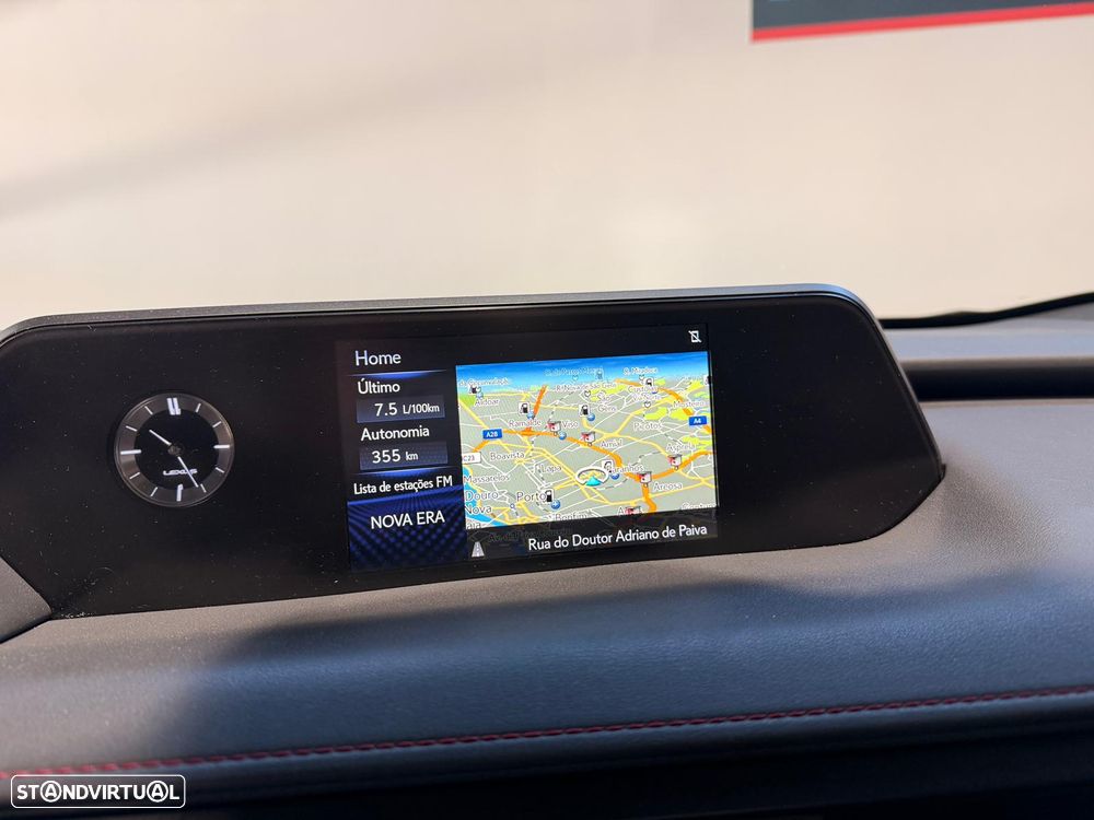 Lexus UX 250h F Sport - 30