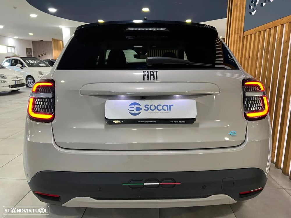 Fiat 600e 54 kWh La Prima - 10