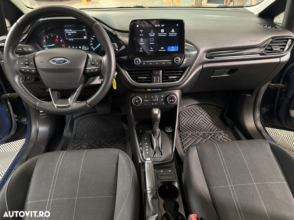 Ford Fiesta - 10