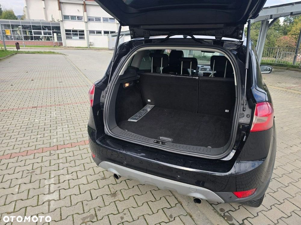Ford Kuga - 36