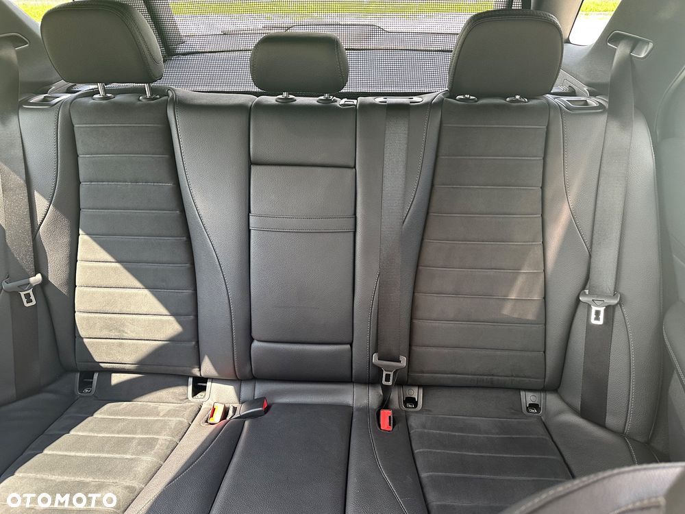 Mercedes-Benz GLE 300 d 4Matic 9G-TRONIC AMG Line - 15
