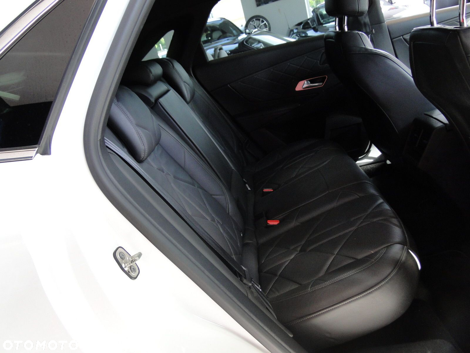 DS Automobiles DS 7 Crossback - 14