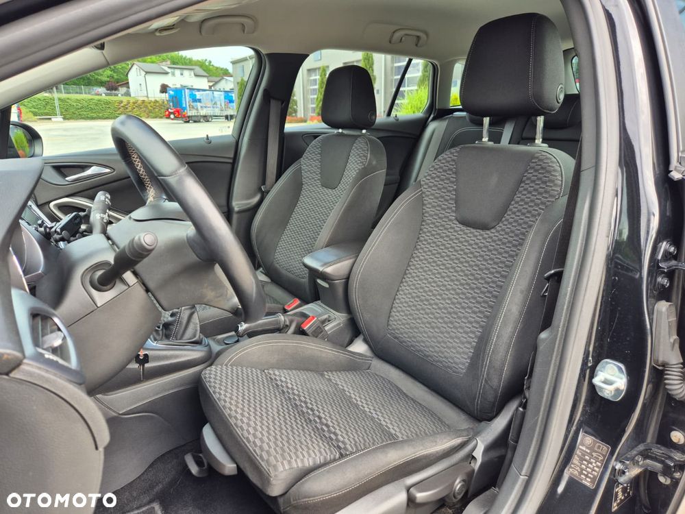 Opel Astra 1.6 CDTI Sport - 8