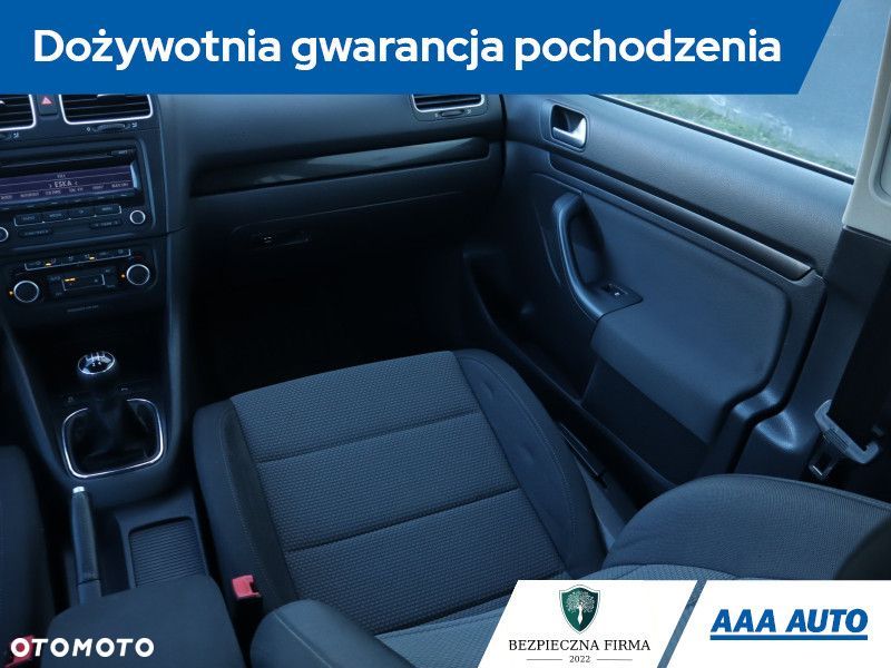 Volkswagen Golf Variant - 10