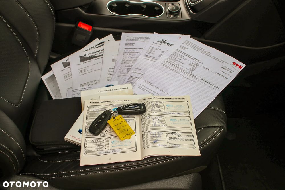 Ford Kuga 1.5 EcoBoost 2x4 Titanium - 39