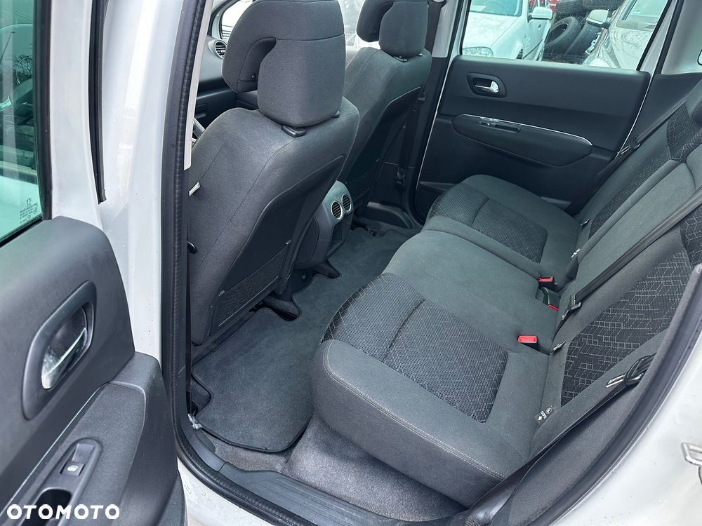 Peugeot 3008 1.6 BlueHDi Style S&S - 20