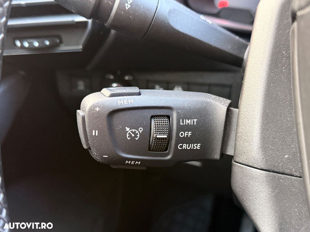 DS Automobiles DS 7 Crossback - 31